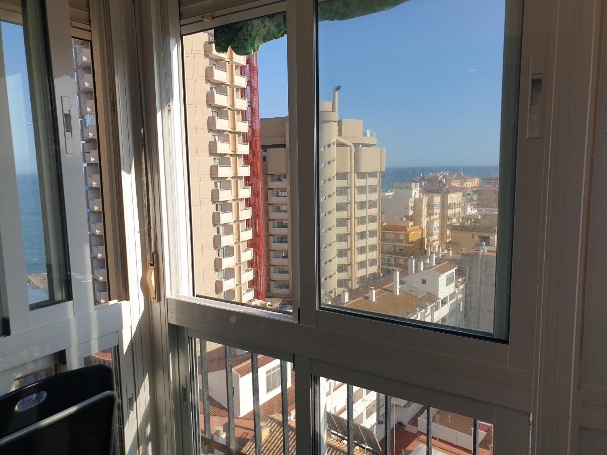 Apartamento Moderno Centrico Apartment ฟูเอนฮิโรลา ภายนอก รูปภาพ