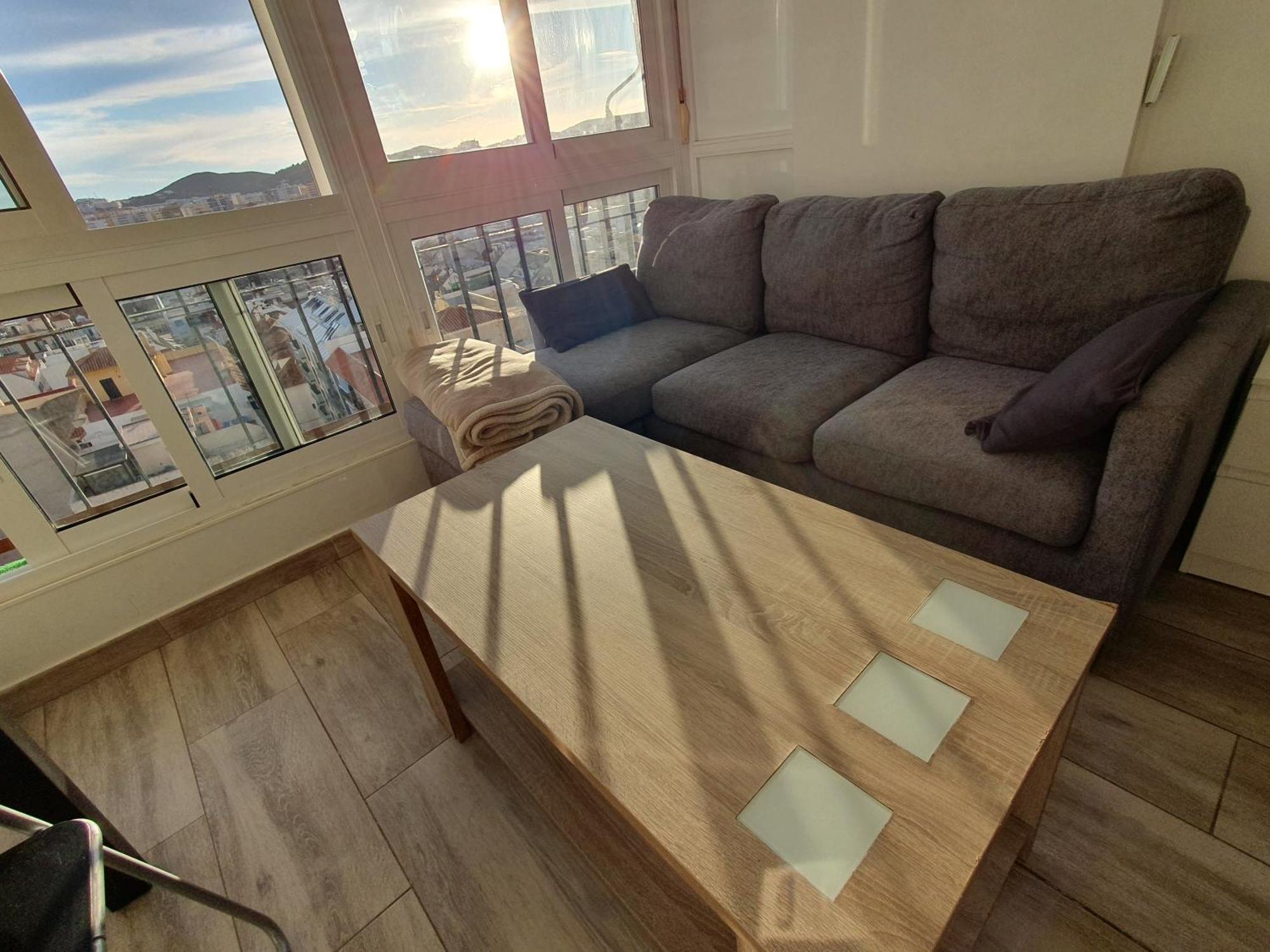 Apartamento Moderno Centrico Apartment ฟูเอนฮิโรลา ภายนอก รูปภาพ